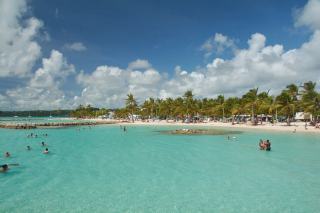Plages familiales en Guadeloupe : les meilleurs spots pour enfants